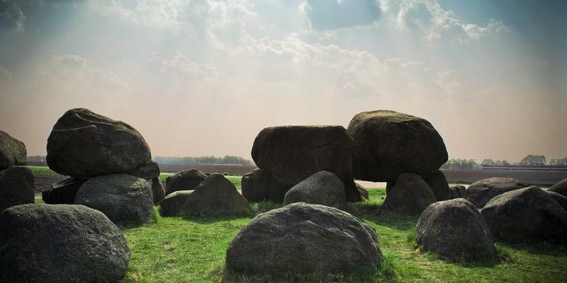 印刷革命：书籍史如何重塑历史知识与人文交流的格局